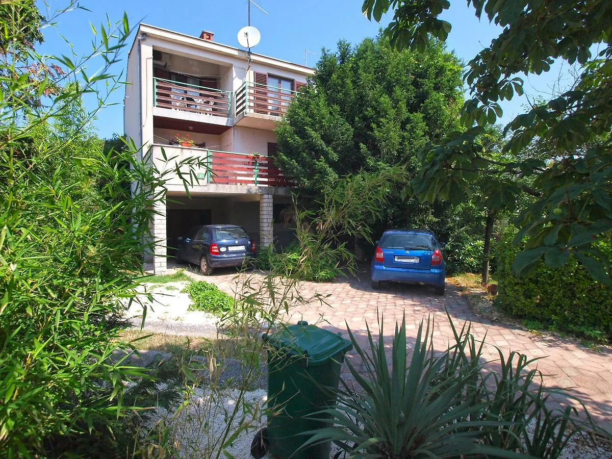 Apartments Maja 221 Pula Croacia