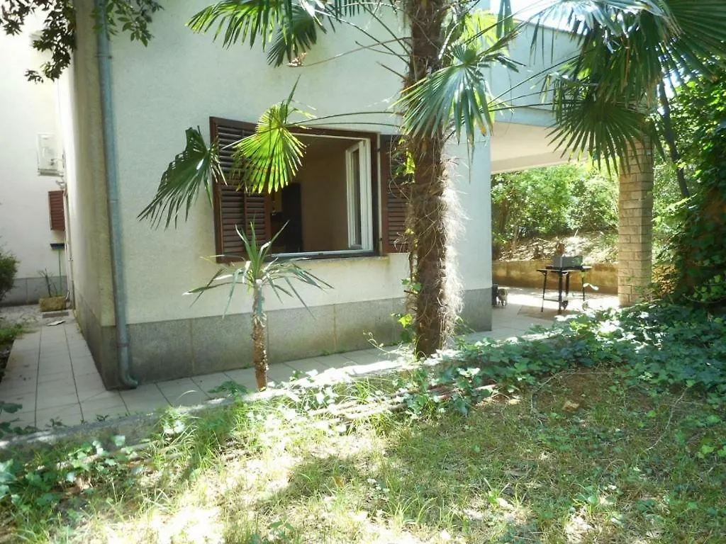 Apartments Maja 221 Pula Croacia